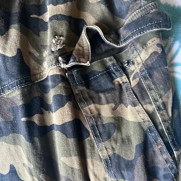 COPY - Men’s large slim fit camouflage cargo pant - Picture 2 of 4